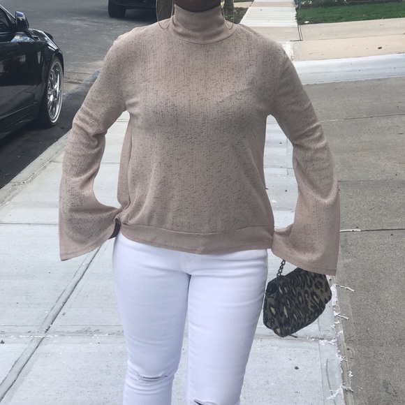 🎉just In🎉Bell Sleeves Backless Lace Up Mock Neck - Picture 7 of 7